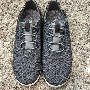 OluKai Men's Blue and Gray Sneakers